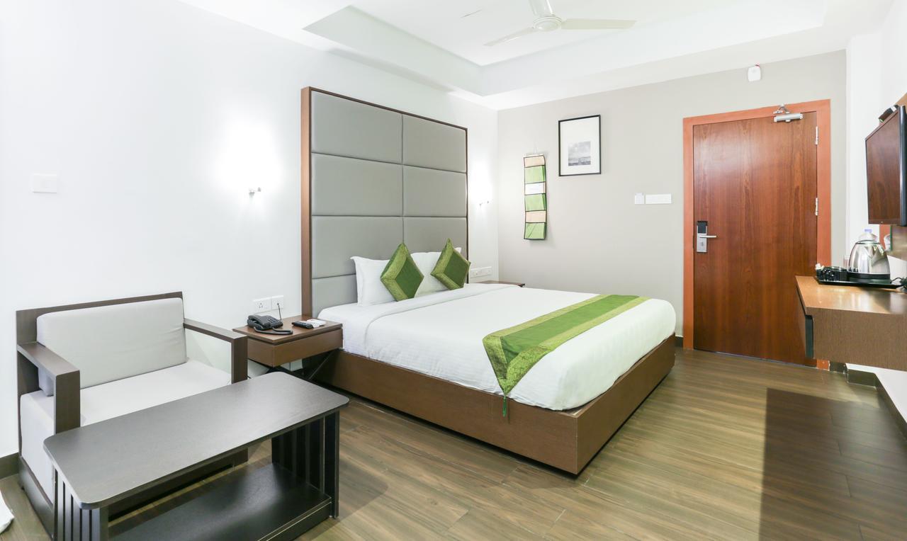 Hotel Crown Suites Kochi Exterior foto